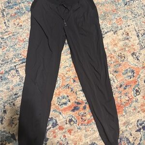 Lululemon dance studio joggers 4